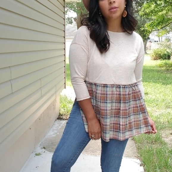 MIX & MINGLE TAN PLAID SHIRT TOP - Picture 2 of 5